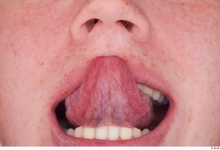 Fergal tongue 0002.jpg